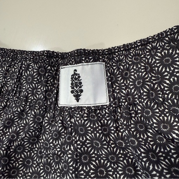 Free People Movement NWT Varsity Blues Printed Shorts Women’s Medium Black/White - Picture 4 of 9